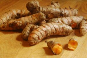 Are There Any Side Effects or Interactions with Turmeric